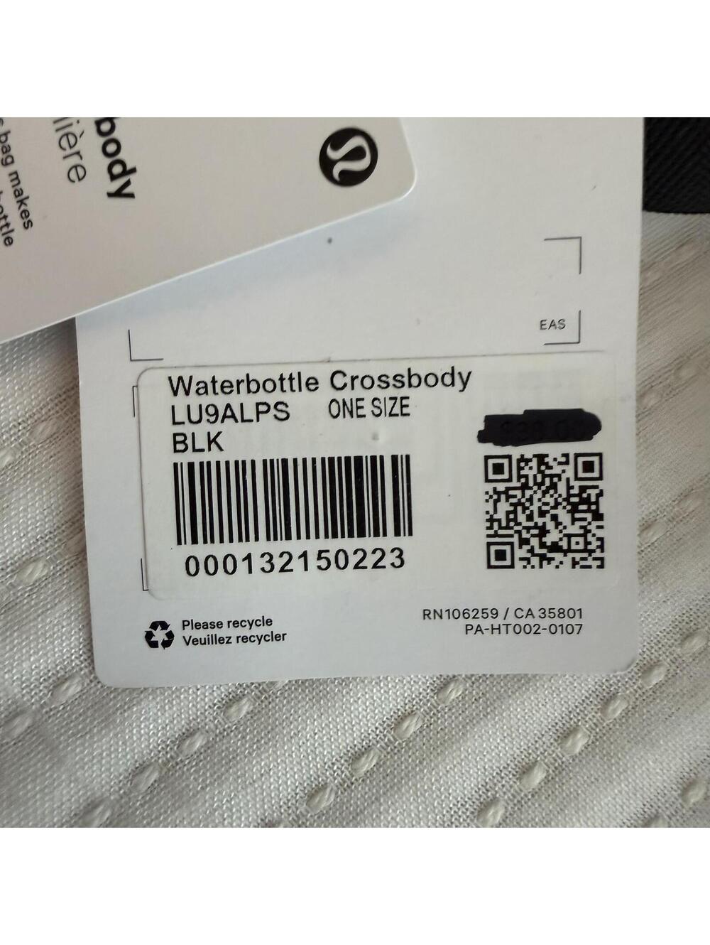 NWT Lululemon Water Bottle Crossbody Bag 2.5L Black - Picture 6 of 6